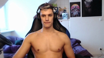 Misterydragon  22-10-2021 video suckfeet